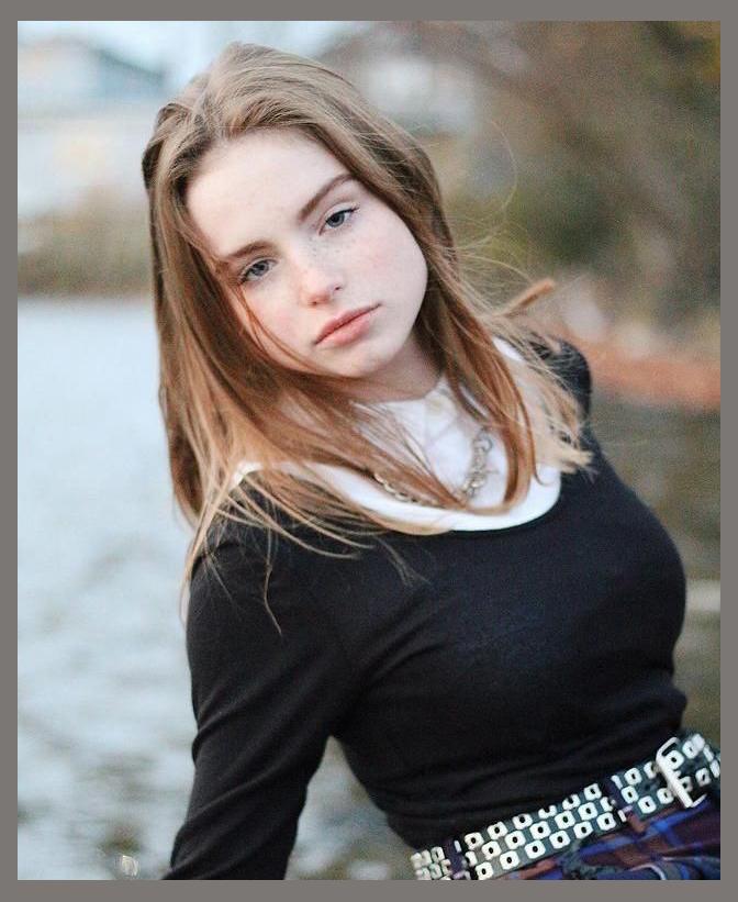 Fiona Hewes photo 1