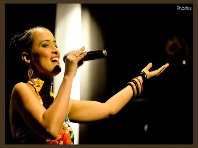 Flávia Simão photo 1
