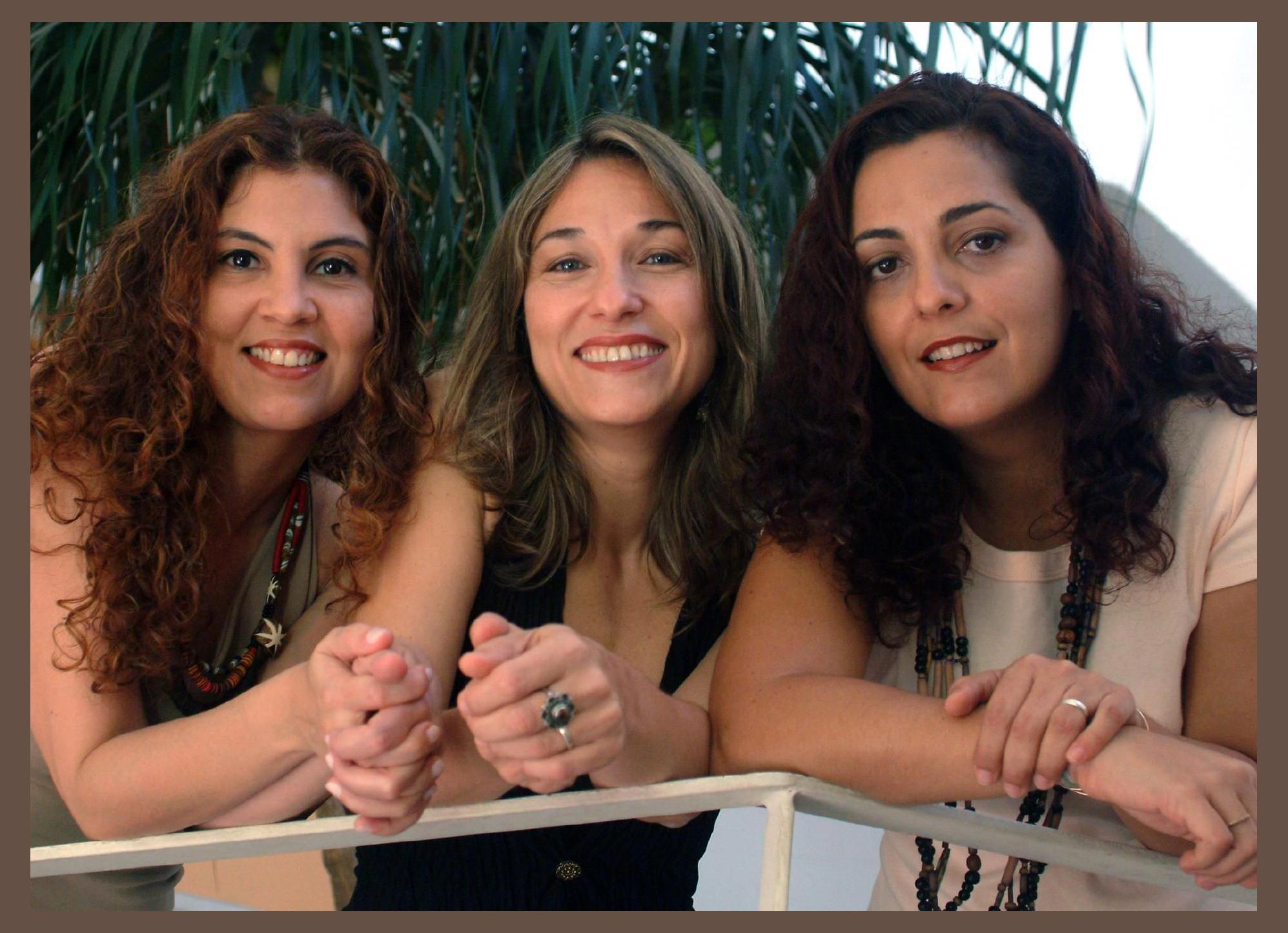 Folia de 3 photo 1