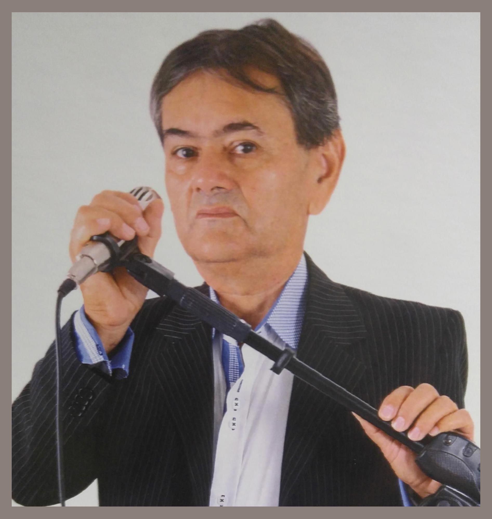 Frank Oliveira photo 1