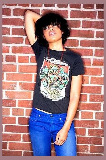 Fefe Dobson photo 1