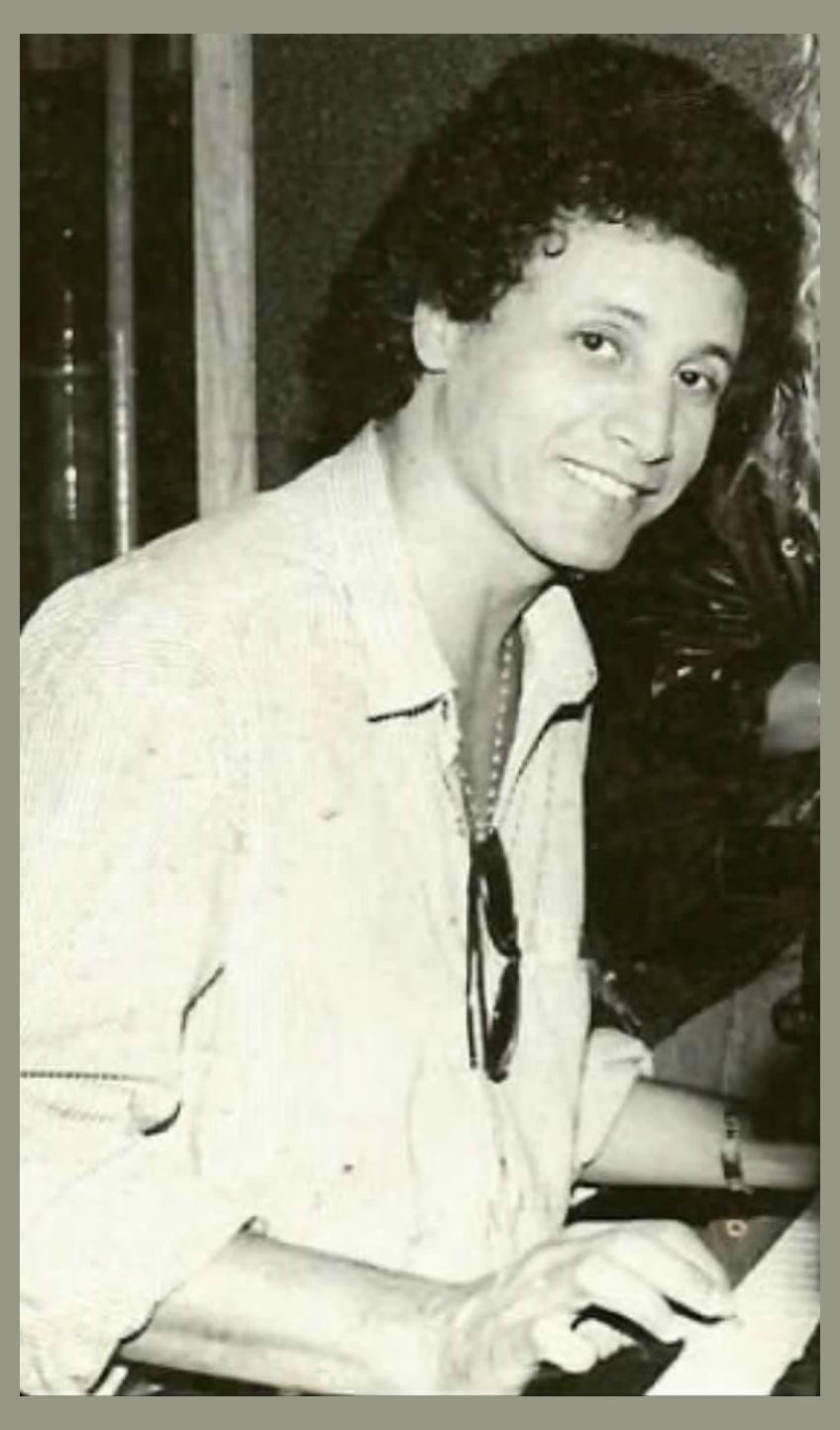 Fernando Mendes photo 1