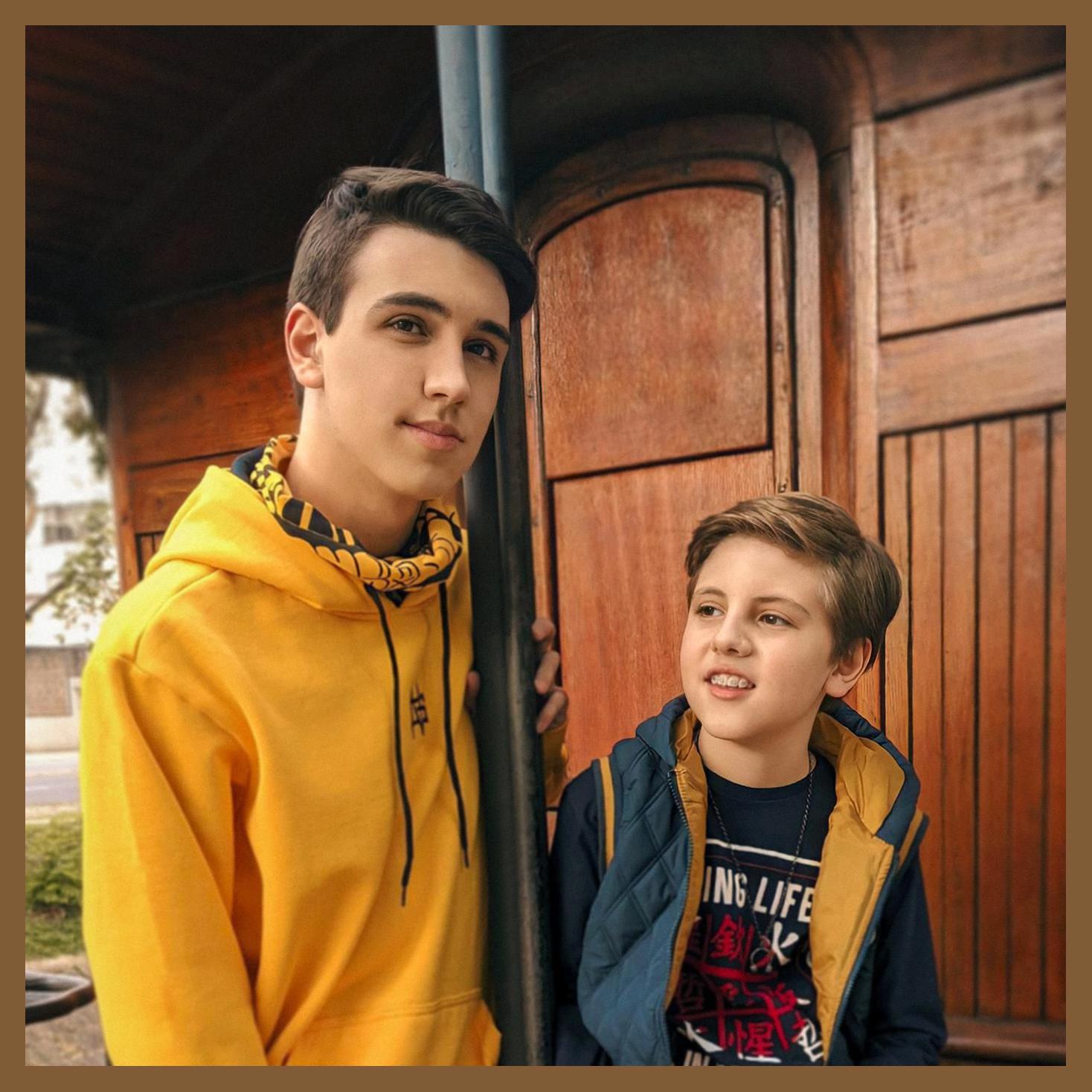 Gabriel Milan e Matheus photo 1