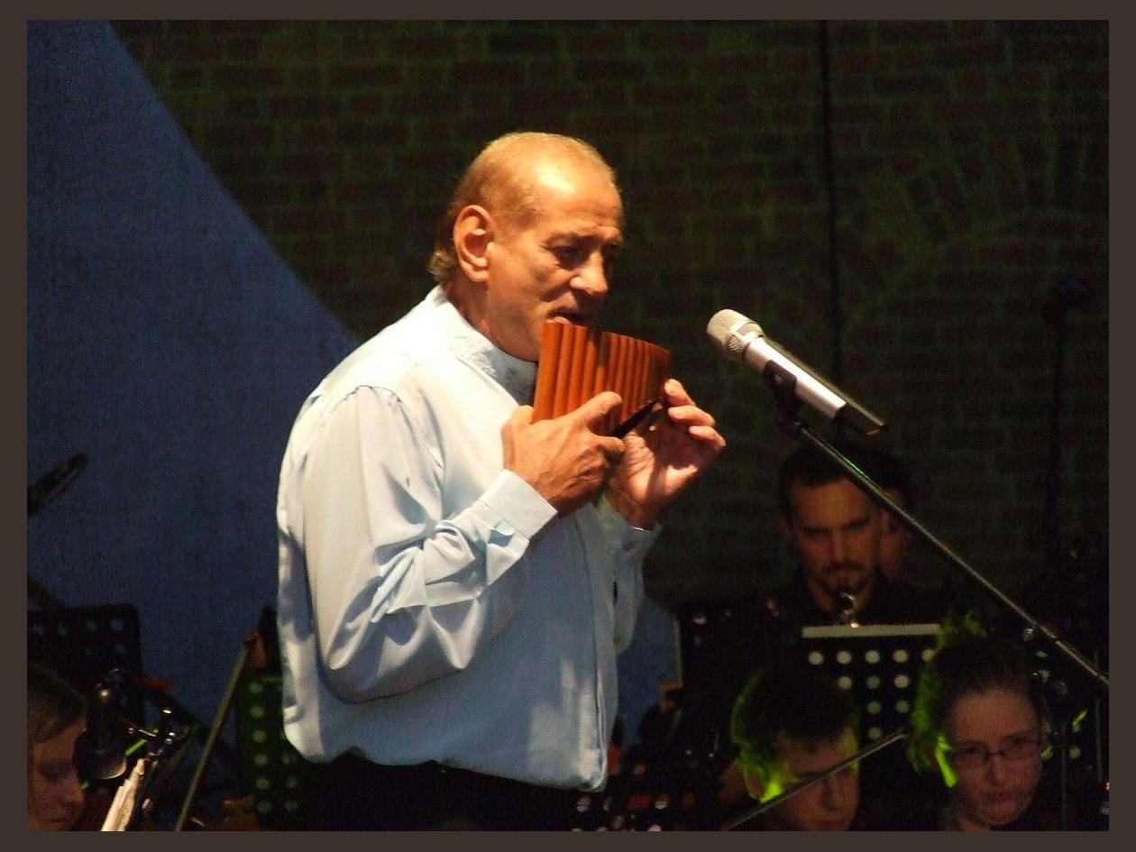 Gheorghe Zamfir photo 1