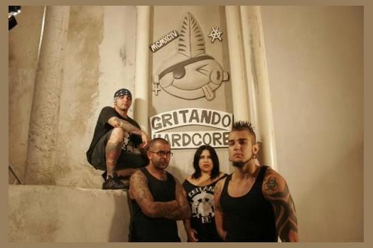 Gritando Hc photo 1