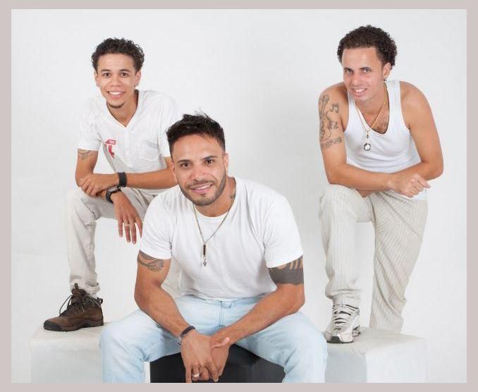 Grupo 100 Awê photo 1