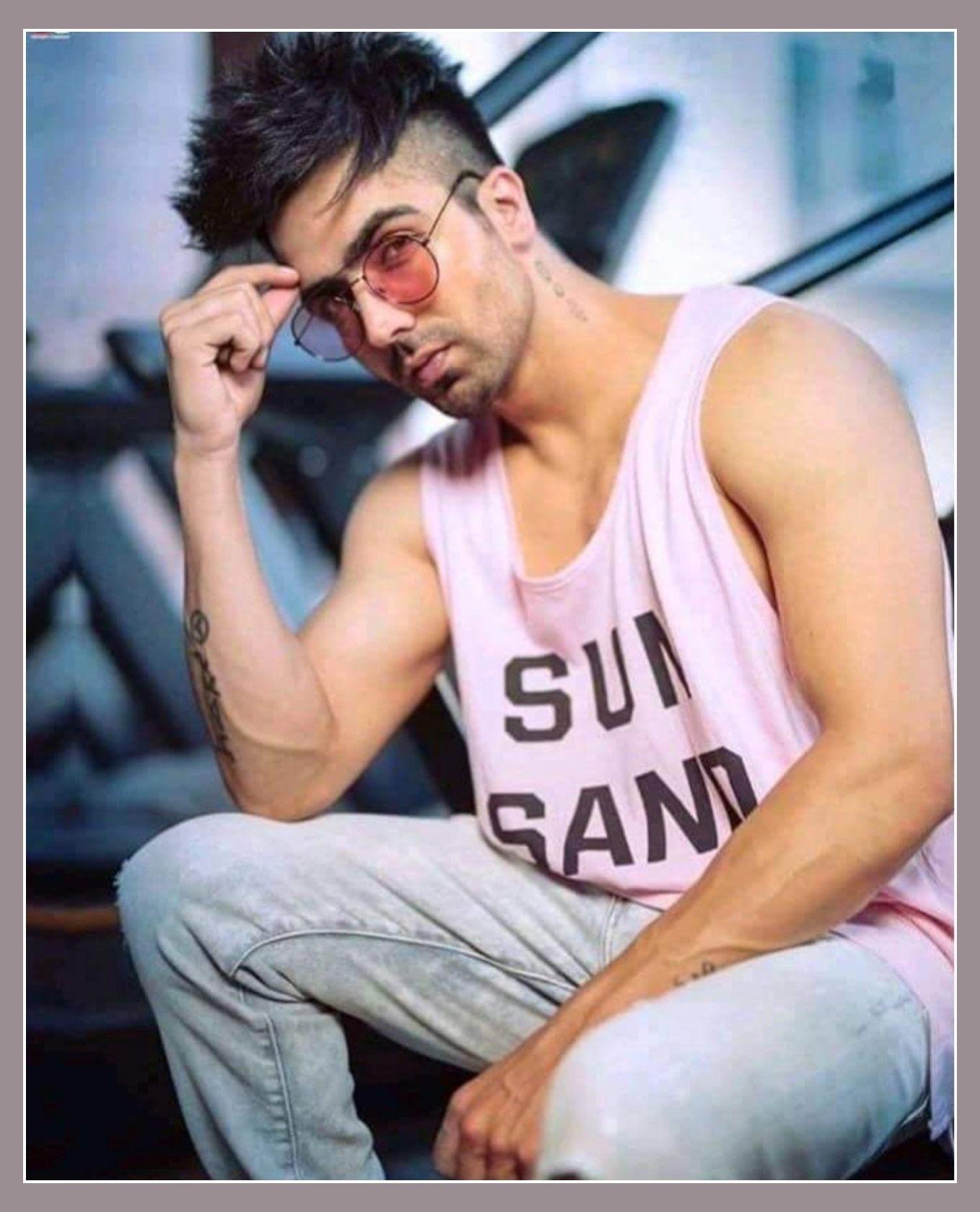 Harrdy Sandhu photo 1