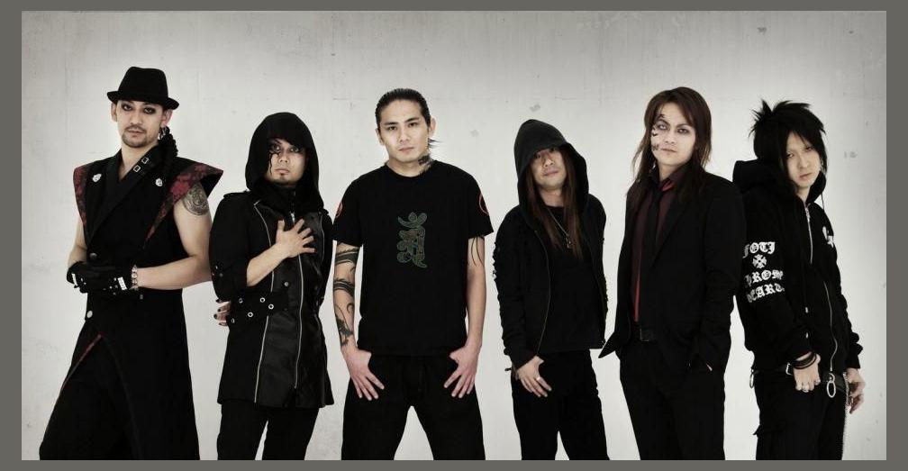 HeavensDust photo 1