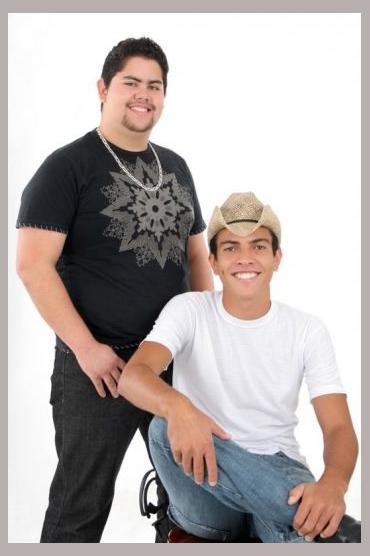 Henrique e Mateus photo 1