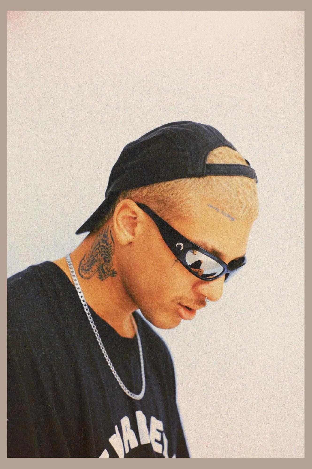 HENZEE photo 1
