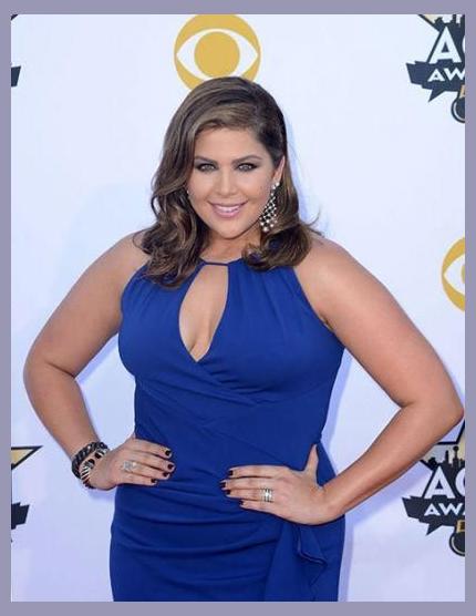 Hillary Scott photo 1