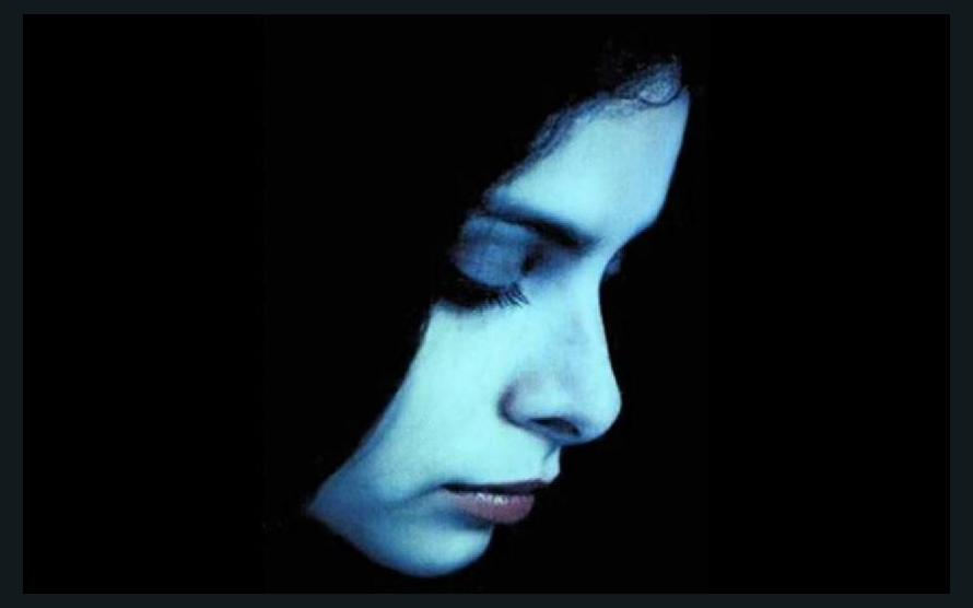 Hope Sandoval photo 1