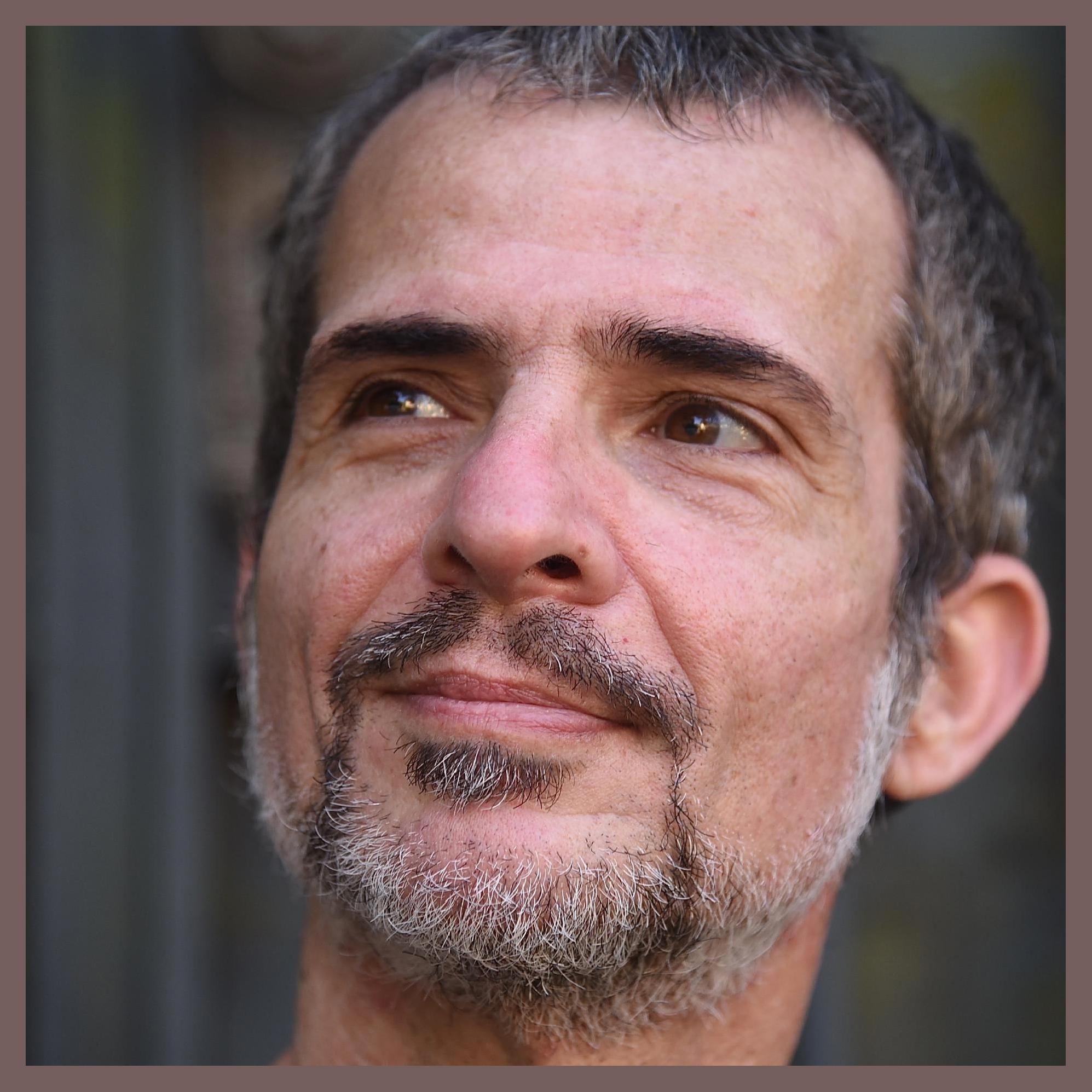 Humberto Effe photo 1