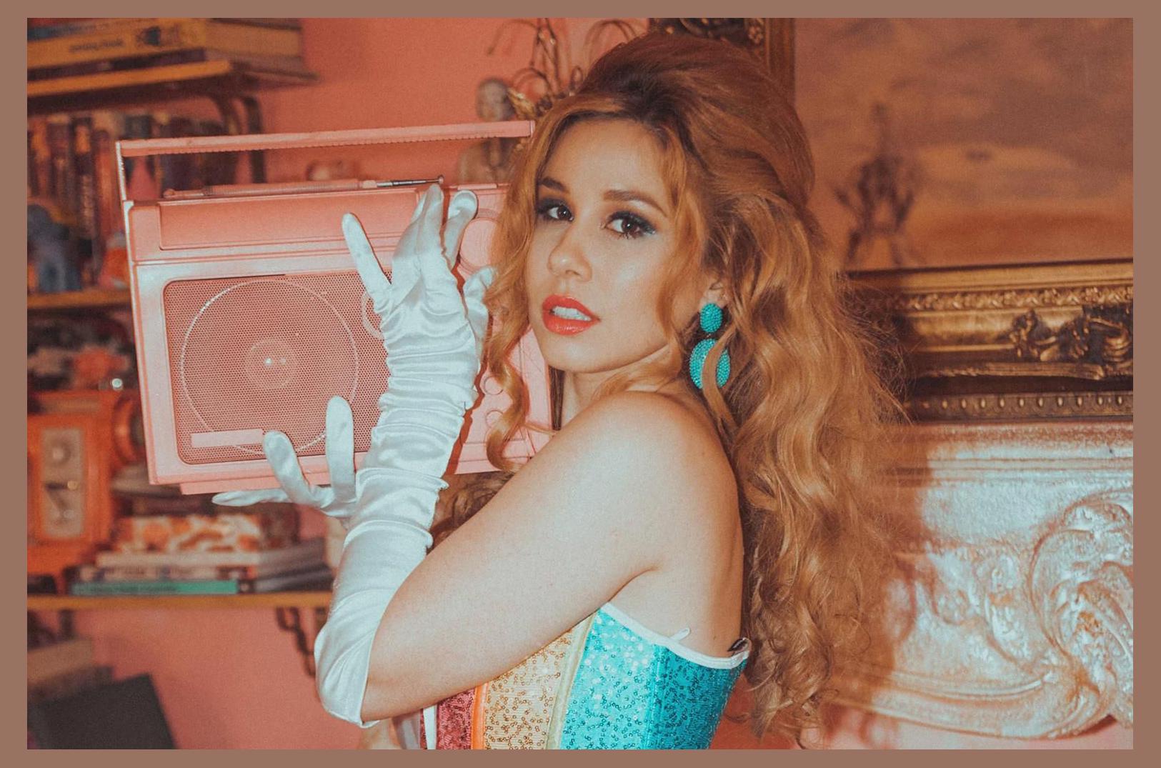 Haley Reinhart photo 1