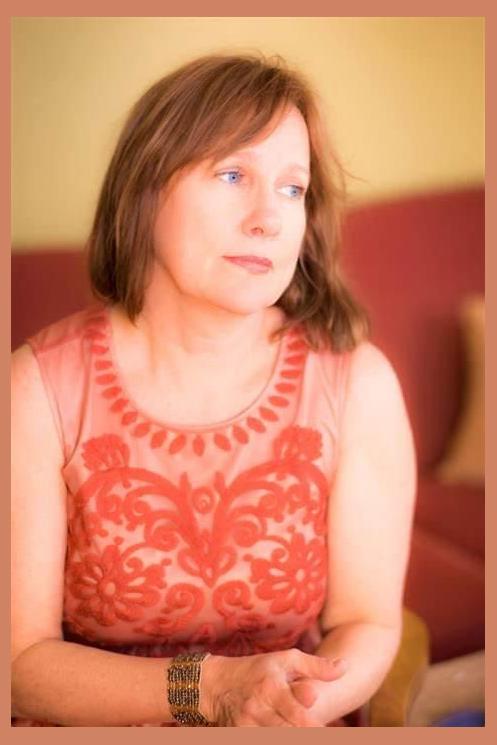 Iris DeMent photo 1