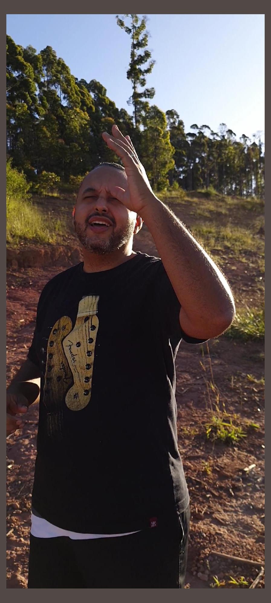 Israel Cardoso photo 1