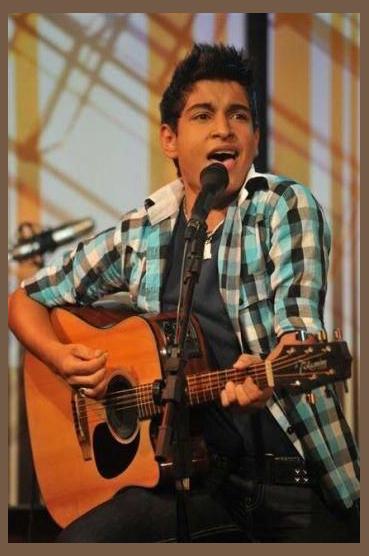 Israel Lucero photo 1