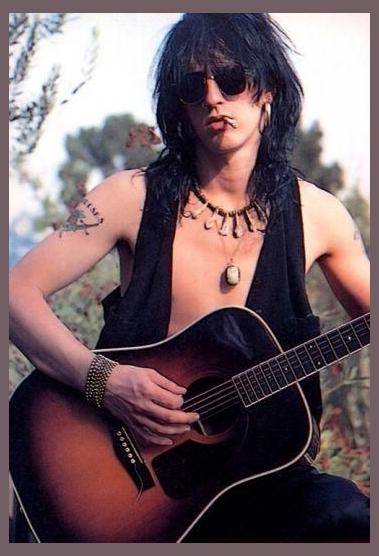 Izzy Stradlin photo 1