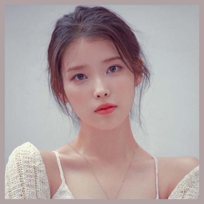 IU photo 1