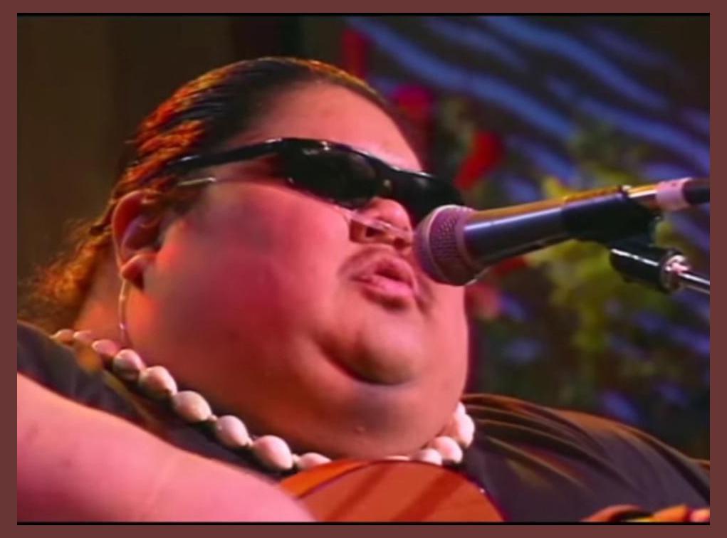 Israel Kamakawiwo'ole photo 1
