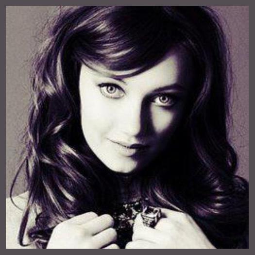 Jacqueline Emerson photo 1