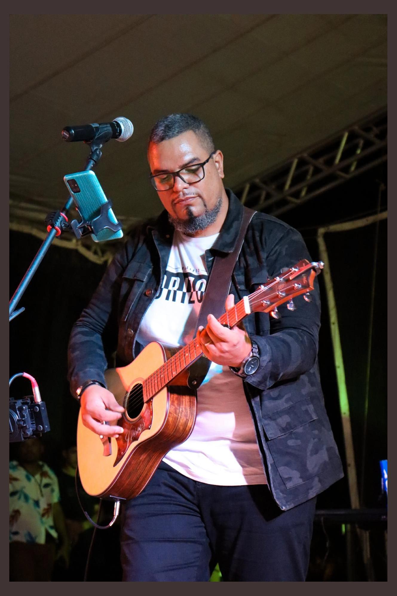 Jahel Marçal Santos photo 1