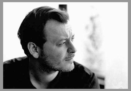 James Dean Bradfield photo 1