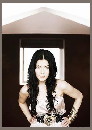 Jenni Vartiainen photo 1