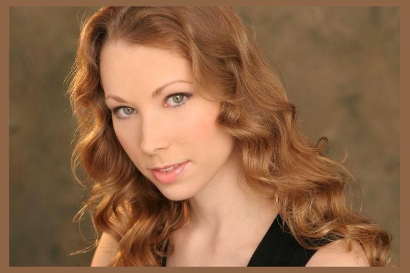 Jennifer Day photo 1