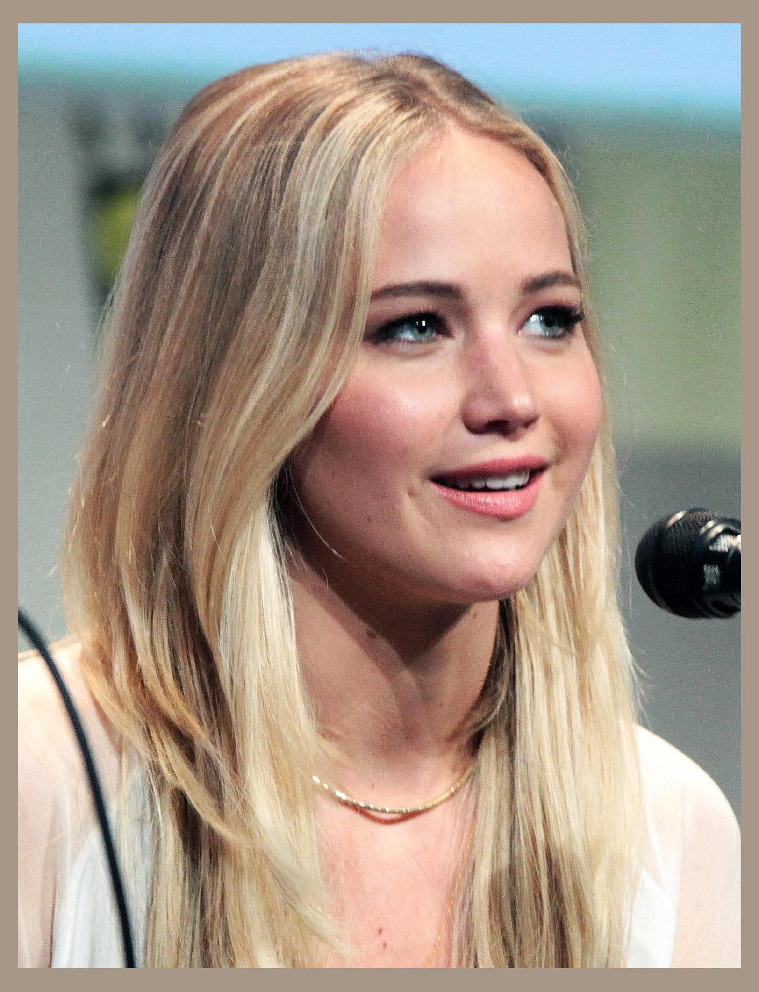 Jennifer Lawrence photo 1