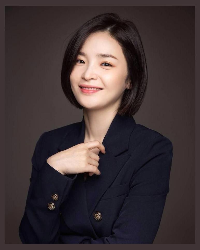 Jeon Mi Do photo 1