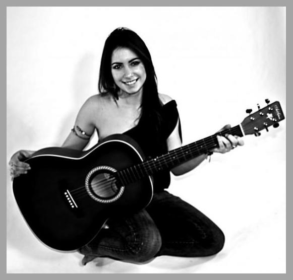 Jessica Allossery photo 1