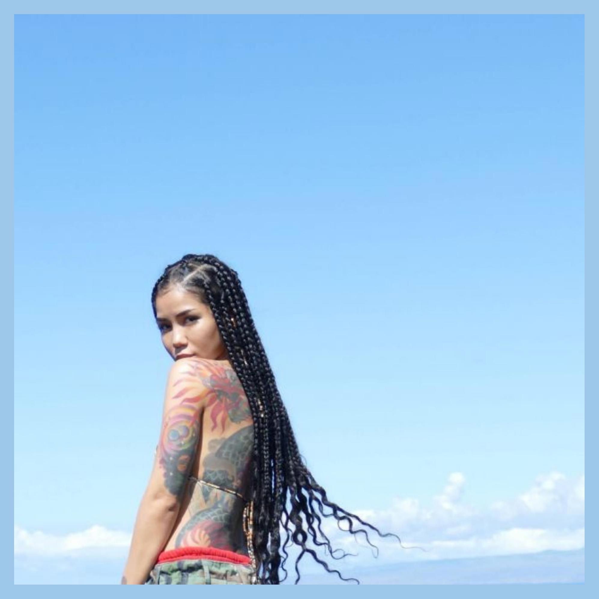Jhené Aiko photo 1