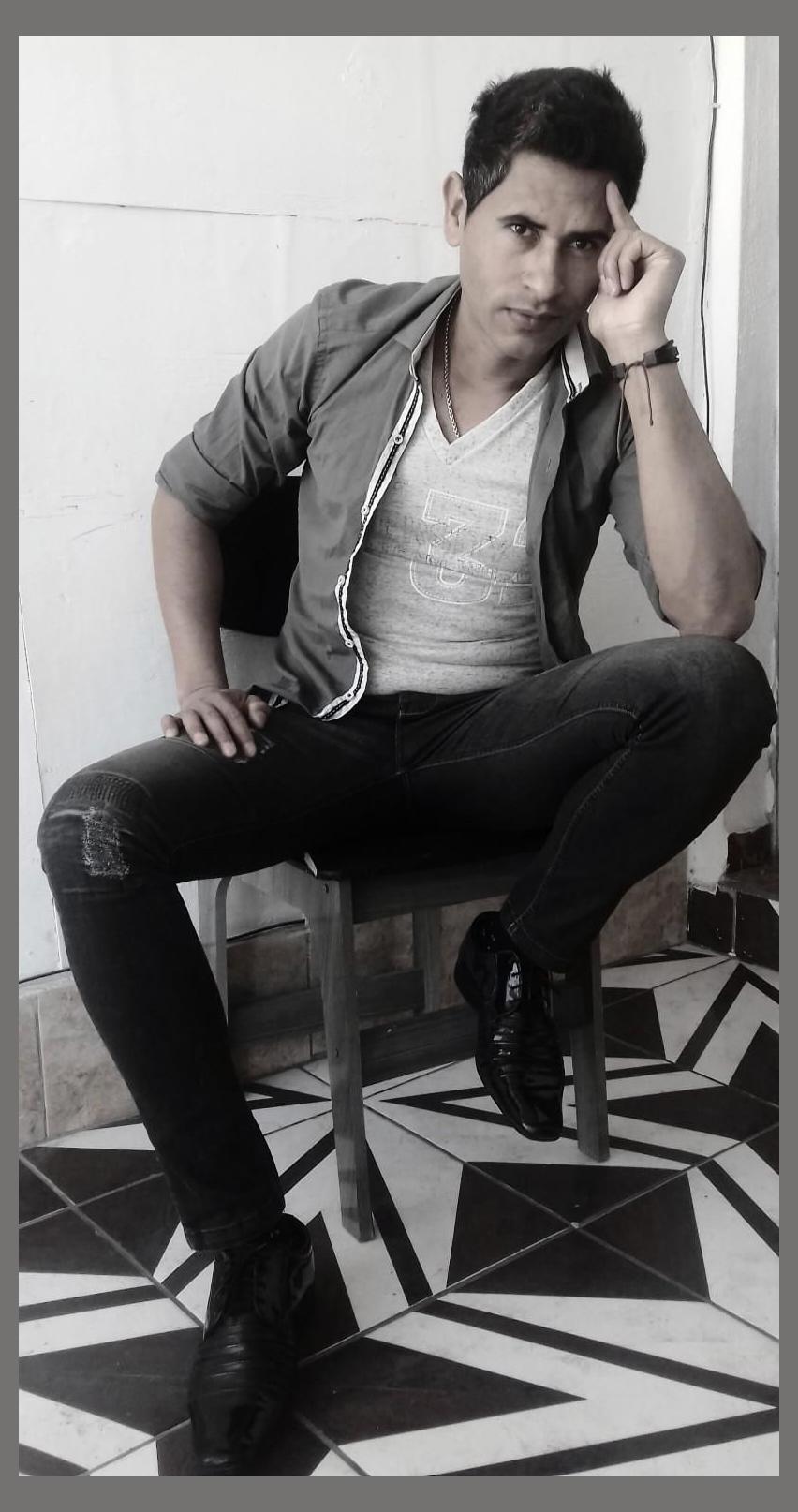 Jhony Cinco photo 1