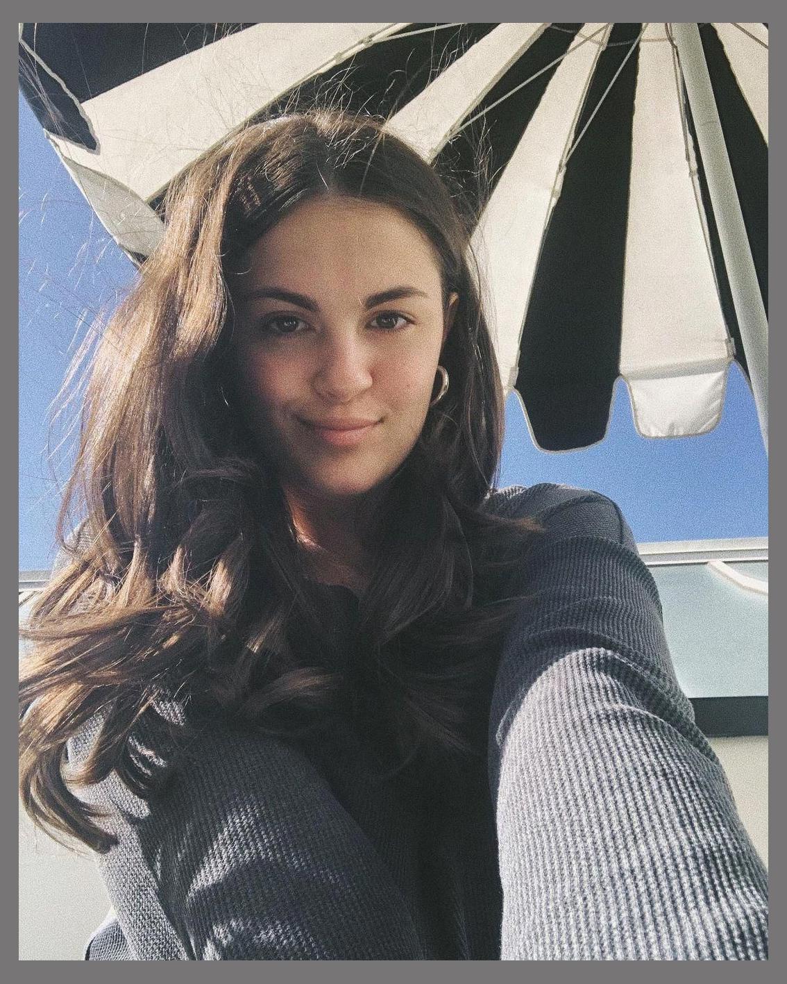 Jillian Rossi photo 1