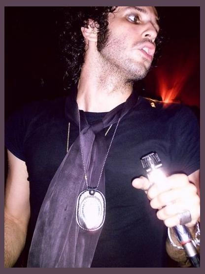 Johnny Brechó photo 1