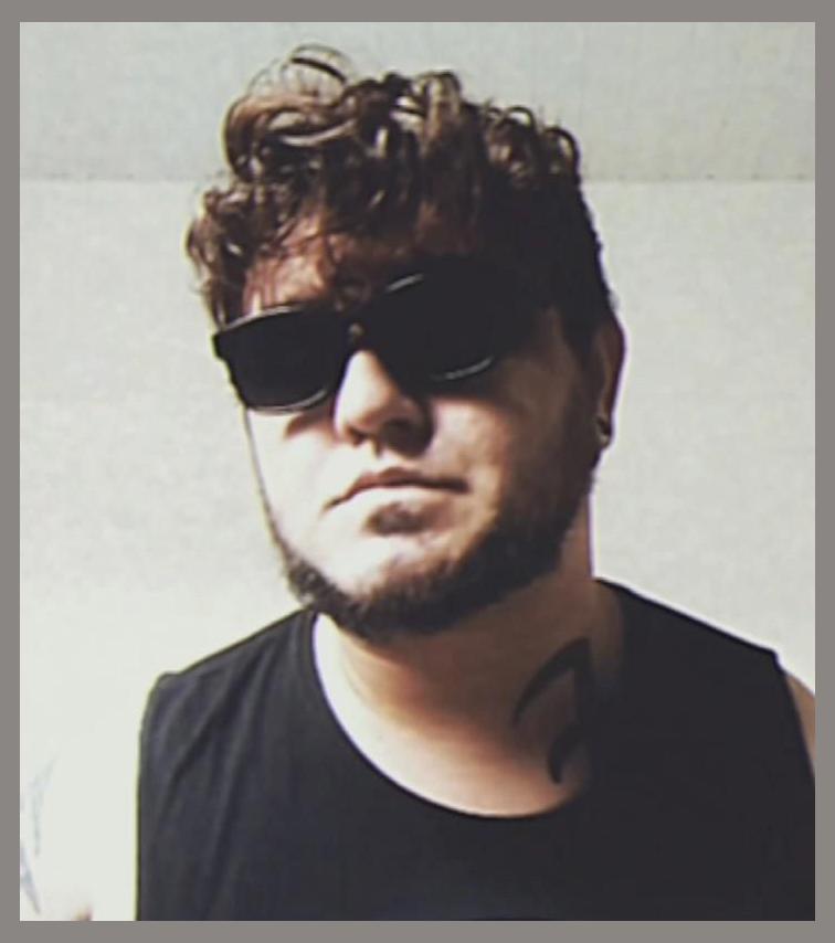 Johnny Oak photo 1