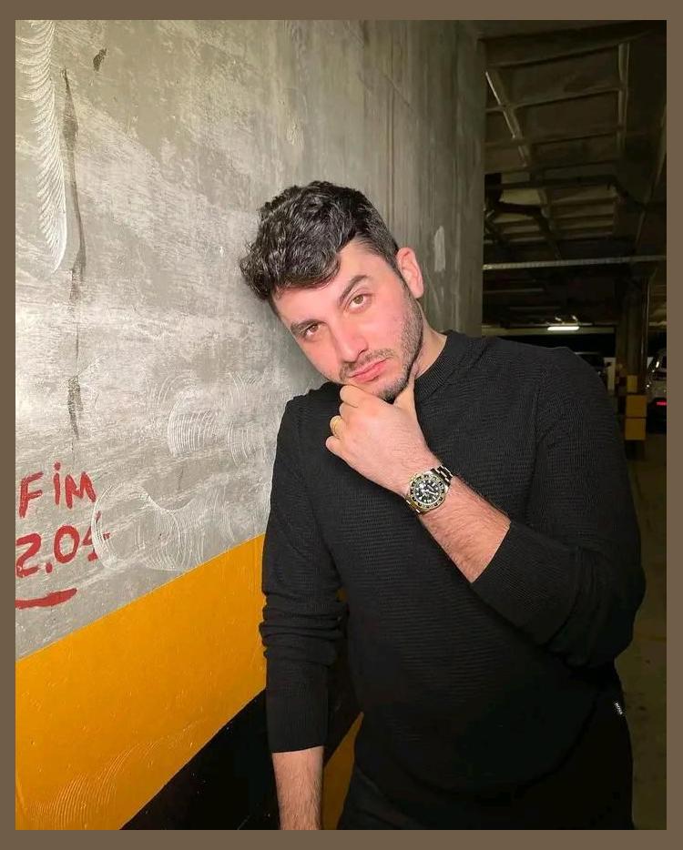 Jonas Esticado photo 1