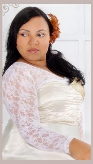 Janayna Carvalho photo 1
