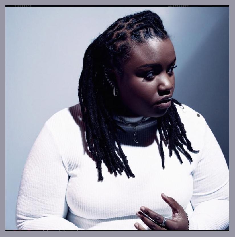 Kareen Lomax photo 1