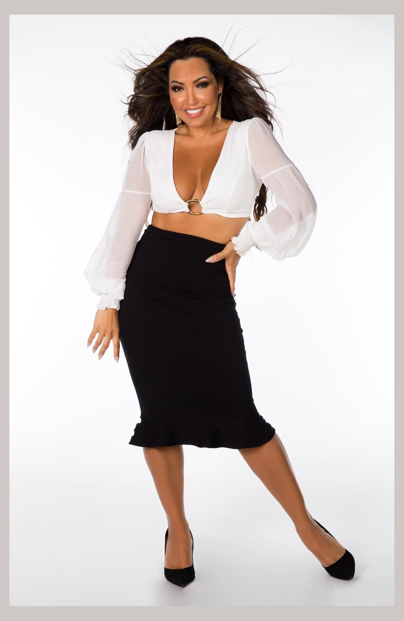 Karina photo 1