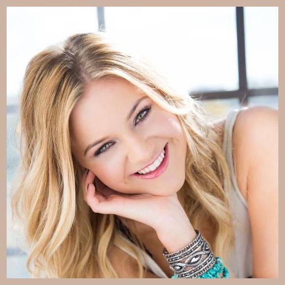 Kelsea Ballerini photo 1