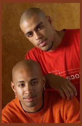 Kenoly Brothers photo 1