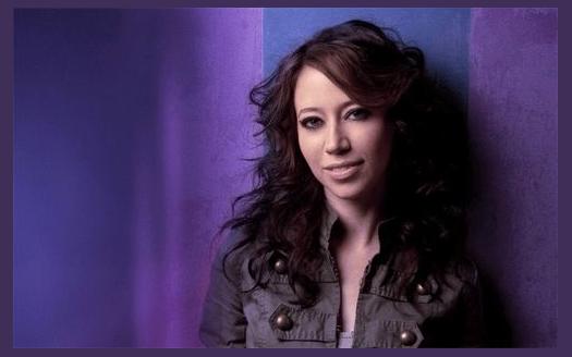 Kerrie Roberts photo 1