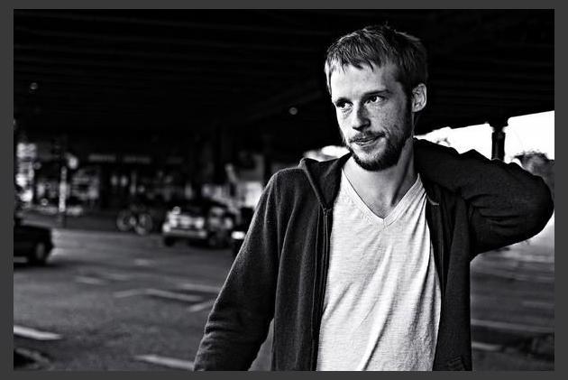 Kevin Devine photo 1