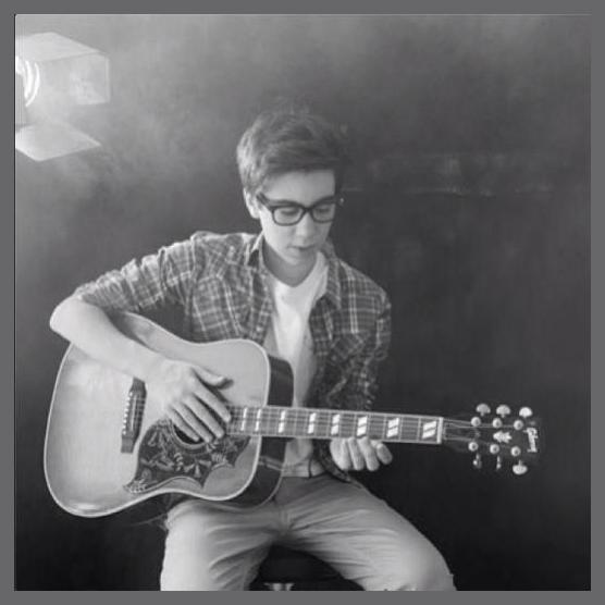 Kevin White photo 1