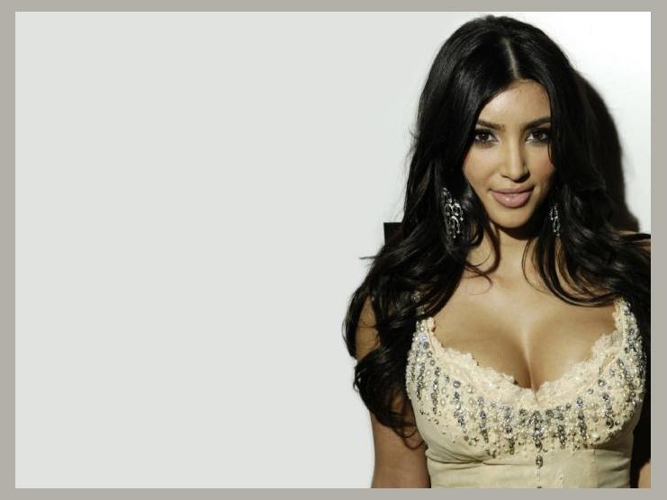 Kim Kardashian photo 1