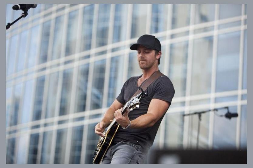 Kip Moore photo 1