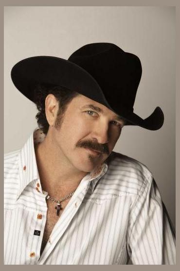 Kix Brooks photo 1