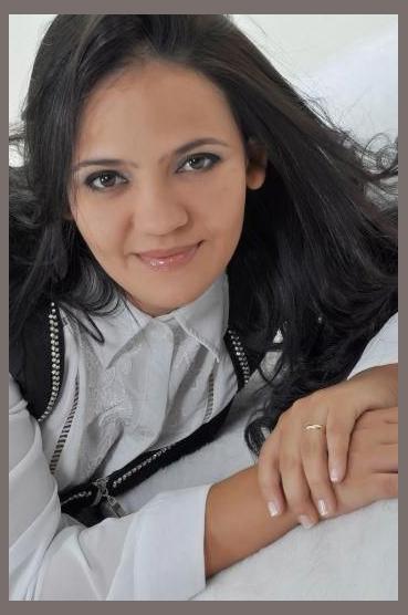 Krystiane Oliveira photo 1